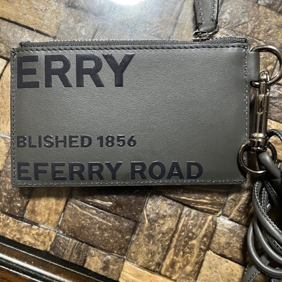 Burberry Grey Alwyn Zipped Wearable Card Case Lanyard Holder - NEW - GENUINE - Picture 2 of 5